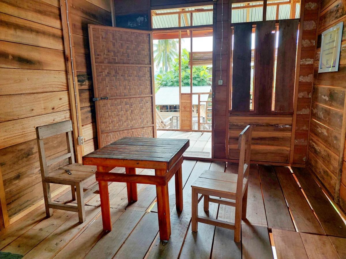 Sunset Homestay By Harry & Mimin Telaga 외부 사진